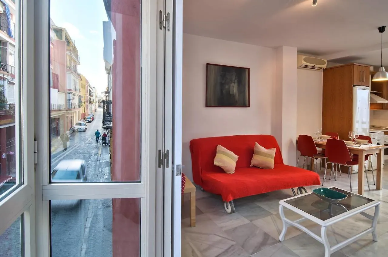 DescubreHome Sol Puerta del Osario Terraza Privada Sevilla España