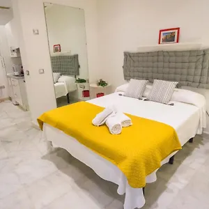 Apartamento Rentalsevilla Noches En El Guadalquivir, Sevilla